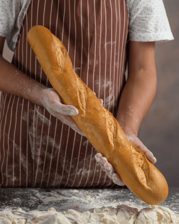 we produce and supply handmade breads and buns to cafes, hotels, restaurants and retailers. Flour Girl for horeca