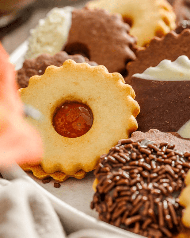we produce and supply Petit Fours and Firandises to cafes, hotels, restaurants and retailers. Flour Girl for horeca